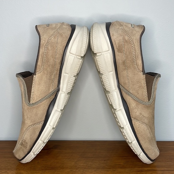 SKETCHERS MEMORY FOAM WIDE FIT MEN SHOE SNEAKER in COOL TAN - Picture 7 of 11